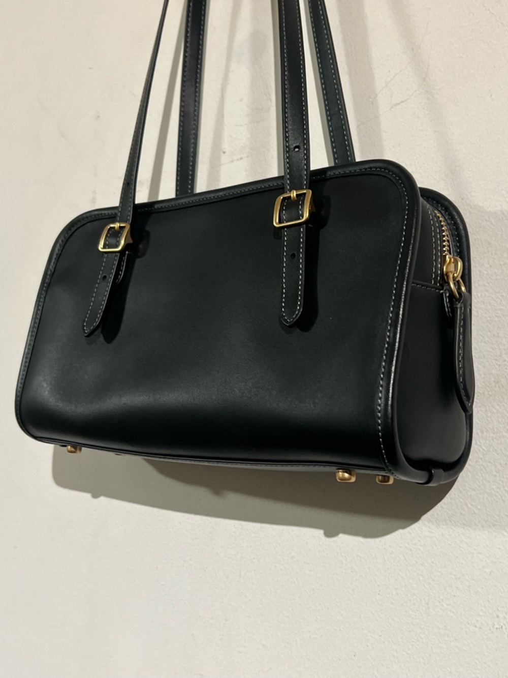 Coach The Swing Zip Black Leather Shoulder Bag with Gold Hardware - Picture 3 of 12